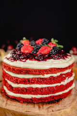 cake with strawberries