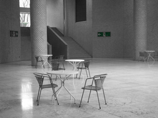 東京の街並みモノクロ