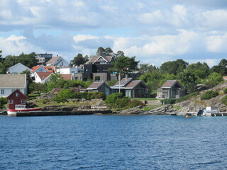 Fototapeta na wymiar Schärenlandschaft bei Kristiansand in Südnorwegen