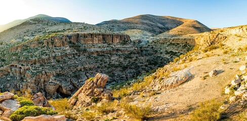 وادي الهيدان- والوالة وقلعة مكاور- الاردن
Wadi alhedan, alwaleh- mokawer castle- Jordan