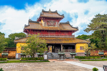 Obraz premium Vietnam, Pavilion of Splendour (Hiển Lâm Các) one of the buildings inside the ancient Imperial City of Hue.