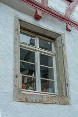 Alte Holzfenster im Fachwerk Ritterstraße, Pflanzen ohne Gardine 