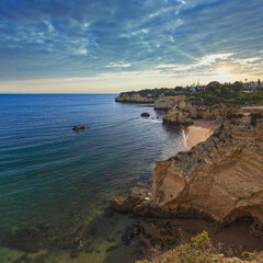  Praia dos Beijinhos (Lagoa, Portugal).