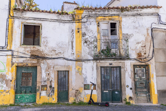 Old buildings in the town of Evora.