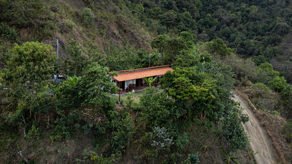 casa con jard&iacute;n en Santa Fe de Antioquia