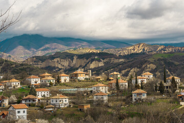 Fototapeta na wymiar Village on the wine road in Bulgaria near Melnik
