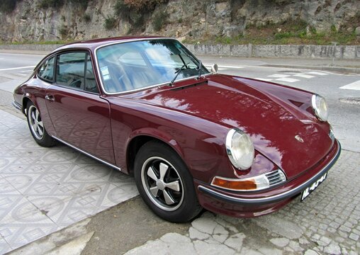 Old Porsche 912 classic