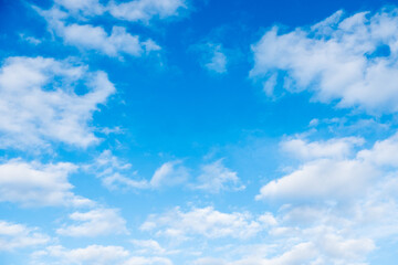 Fototapeta na wymiar blue sky and cloud background