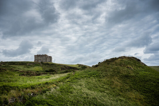A view of the Tingtagel Castle in Cornwall