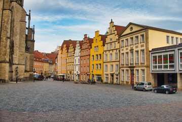 Innenstadt von Osnabrück 
Rathausplatz mit Häusern
