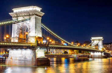 Chain Bridge over Danube river at night, Budapest, Hungary