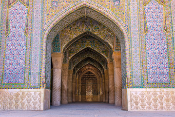 Fototapeta na wymiar Entrance to the Imam mosque in Isfahan