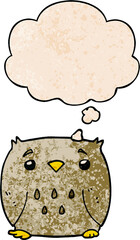 cartoon owl and thought bubble in grunge texture pattern style