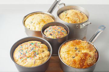a few cakes in buckets and pots. Preparing the house for the holiday