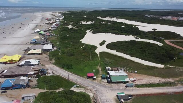 Salin&oacute;polis Atalaia Salinas Par&aacute; Praia Cidade Litoral Amazonia Ruas Estrada F&eacute;rias Feriado Viajar Viagem Paraense Salinopolis Para Paisagem Litoranea A&eacute;rea Drone &Ocirc;nibus Carro