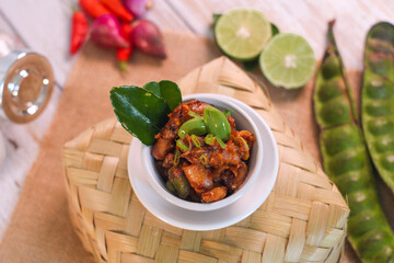 Spicy Stir Fried Squid with Pete in Ceramic Bowl known as 