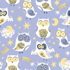 White owls at night - 586727852