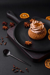 Obraz na płótnie Canvas Delicious sweet shu cake with cream and nuts