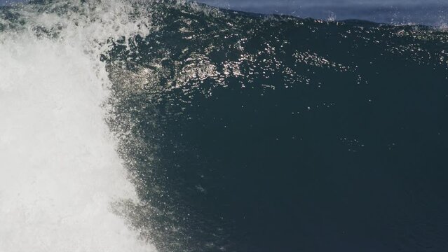 Slow waves in the Pacific