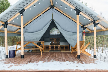 Photos of beautiful glamping in the winter forest