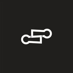 the infinity style keyhole produces an S in the middle
