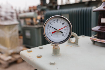 Industrial water temperature meter with pipe