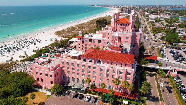 Florida. St Pete Beach FL. Summer vacations. Ocean beach, Hotels and Resorts in US. Blue-turquoise color of salt water. American Coast or shore line in Gulf of Mexico. St Petersburg Clearwater Florida