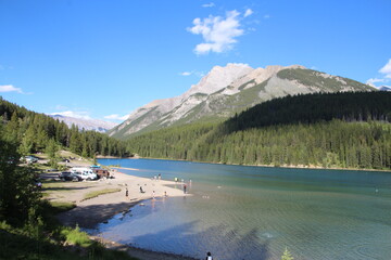 Obraz premium lake in the mountains, Banff National Park, Alberta