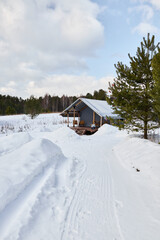 Photos of beautiful glamping in the winter forest