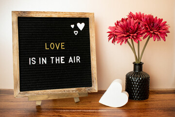 Letterboard, Love is in the air