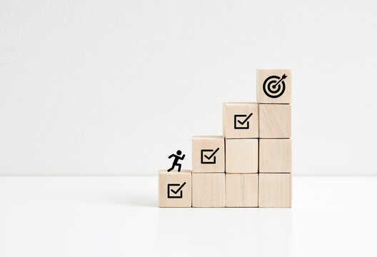Necessary steps for goal achievement and business success. Project tracking and task completion. Managing project timeline.