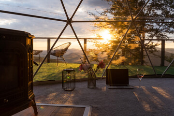 laptop on the floor in the dome tent © Angelov