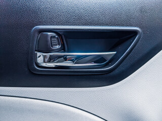 a closeup picture of car door opener