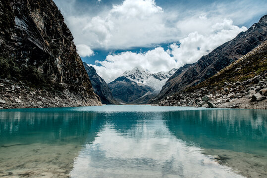 Paron lake, Peru
