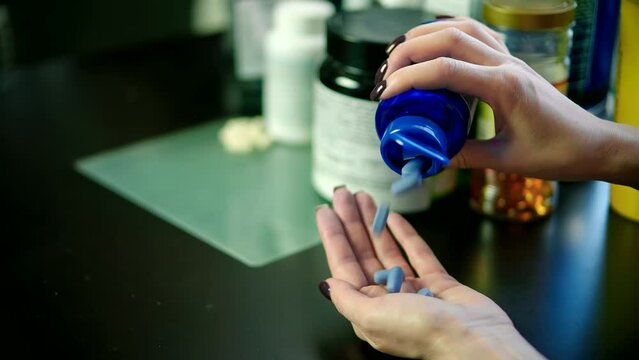 Supplements to sports diet: glucosamine, ZMA, vitamin B6	