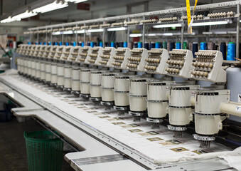 white colour industrial embroidery machines