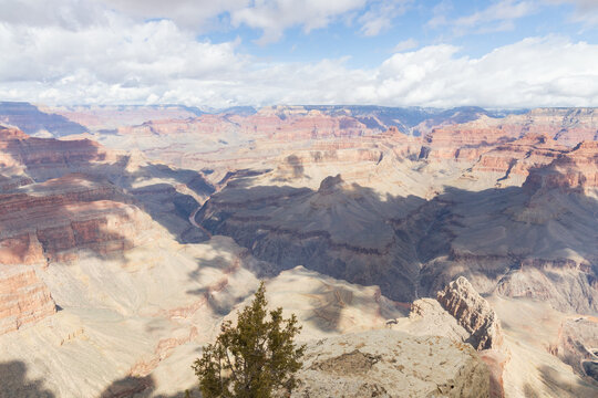 Views from the South Rim into the Grand Canyon National Park, Arizona