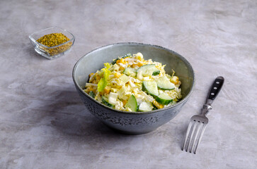 Raw vegetable salad