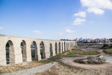 Obraz premium Beautiful view of the aqueduct in Larnaca, Cyprus