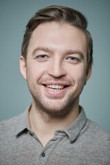 Obraz premium happy laughing man