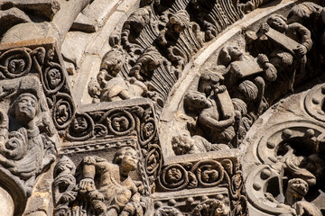 detail of the archivolts of the entrance of the Ourense cathedral
