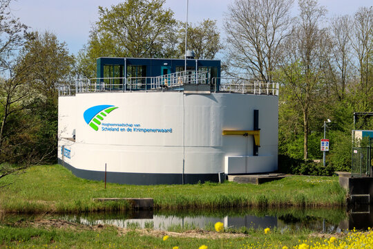 wastewater treatment plant (WWTP) Kortenoord along the Hollandsche IJssel in Nieuwerkerk