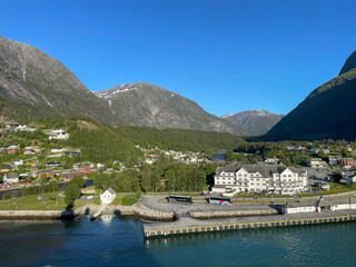 Beautiful Eidfjord in Norway on a sunny day - 587228693