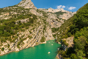 Blick auf die Mündung des Verdon in den Lac de Sainte Croix