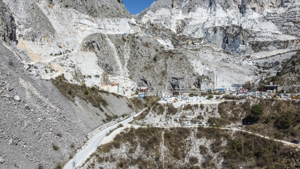 View of Carrara marble quarries - 587274692