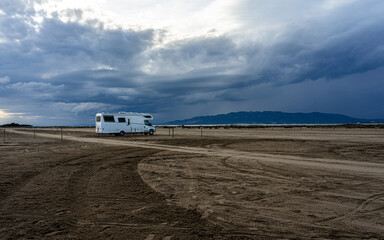 motor home parking in the desert