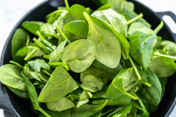 Spinach and ham frittata