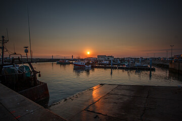 Fototapeta premium quayside at sunset