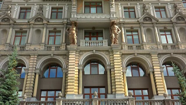 Beautiful facade of an old house. Kazan. Tatarstan. 4K.