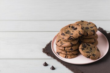 chocolate chip cookies, chocolate chip cookies on wooden table, chocolate chip cookies on a pink plate on a white wooden table